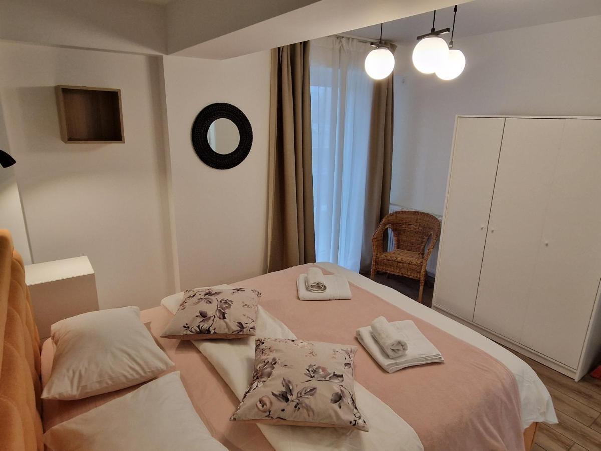 Golden Airport Residence Otopeni Luaran gambar